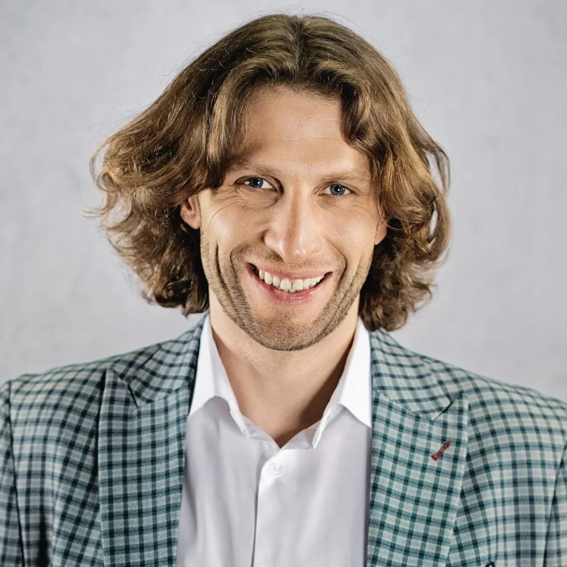 Kamil Goliat Qualpro